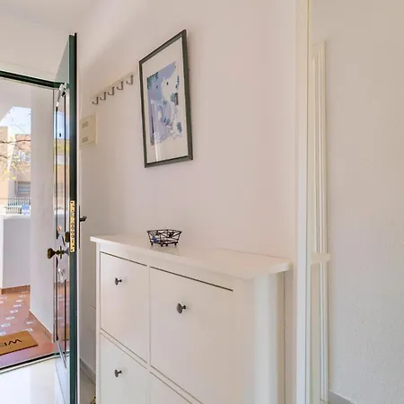 Lovely In With Kitchen